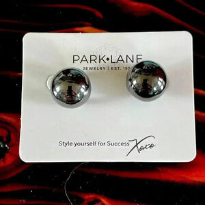 Park Lane Coco Post & Clutch Earrings 🖤